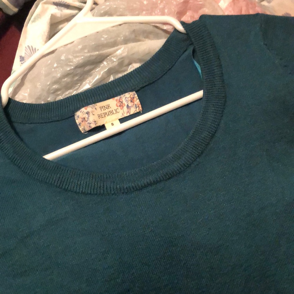 Sweater - Picture 2 of 2